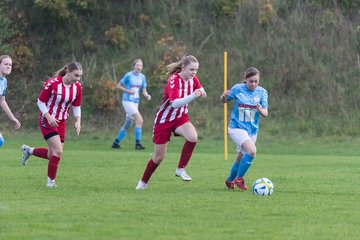 Bild 253 - wBJ TuS Tensfeld - SV Fortuna St. Juergen